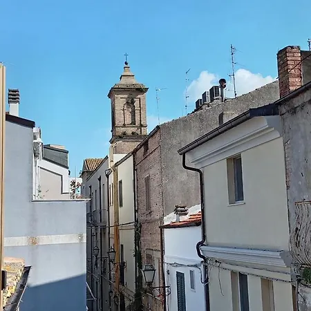 Nau 28 Residency * Vasto