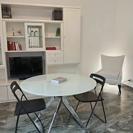 Nau 28 Residency Apartment Vasto
